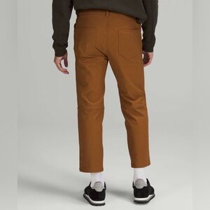 Men’s Lululemon Athletica size 31 ribbed faux corduroy ABC dress / casual pants